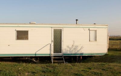 ¿Se puede instalar una mobile home en terreno rústico?